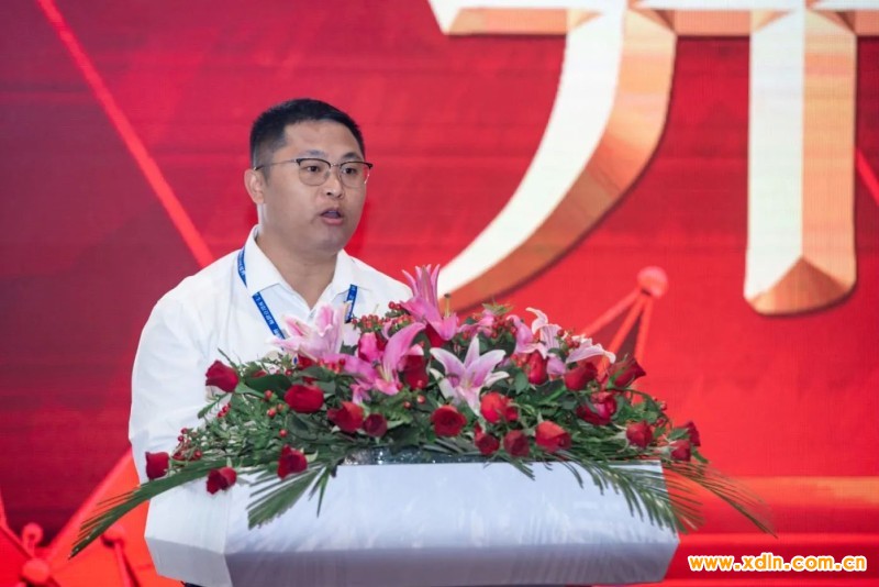 總冠名單位江蘇福思克環(huán)境科技有限公司代表呂總